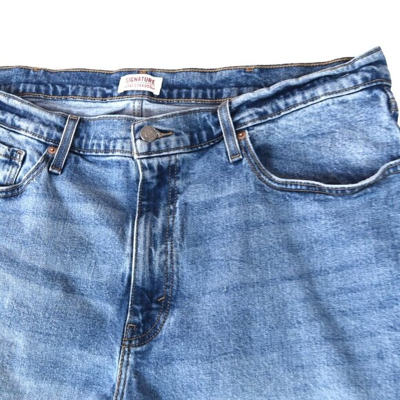 Signature by Levi Strauss Denim Shorts Jort W38 Blue Relaxed Fit 5-Pocket Cutoff - Picture 4 of 11